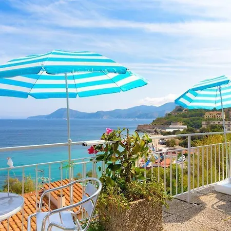 Appartamenti La Terrazza Sulle Ghiaie - Goelba Portoferraio Exterior photo