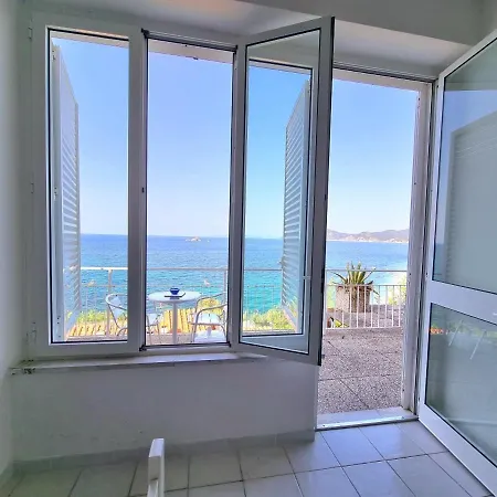 Appartamenti La Terrazza Sulle Ghiaie - Goelba Portoferraio Exterior photo